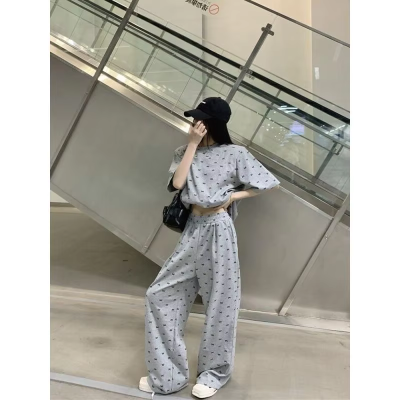 Women's Suit Fashion 2 Piece Set Bow Short Sleeve Set Soft Material For Plus Size Women Casual Summer Loose Fit Slimming Design